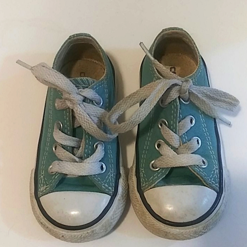 Converse Unisex Sneakers Size 5